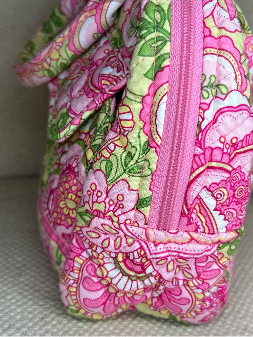 Vera Bradley petal pink bowler bag. Mint condition - Picture 4 of 9